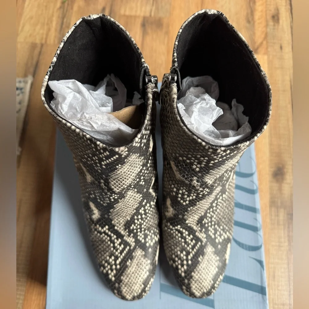 Snake Print Booties - Picture 5 of 7
